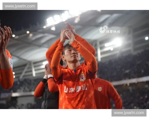 鲁能泰山直播全程回顾 精彩瞬间不容错过 球迷热情爆棚 助力球队奋勇争胜